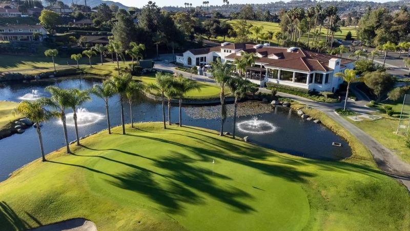 Golf course photo
