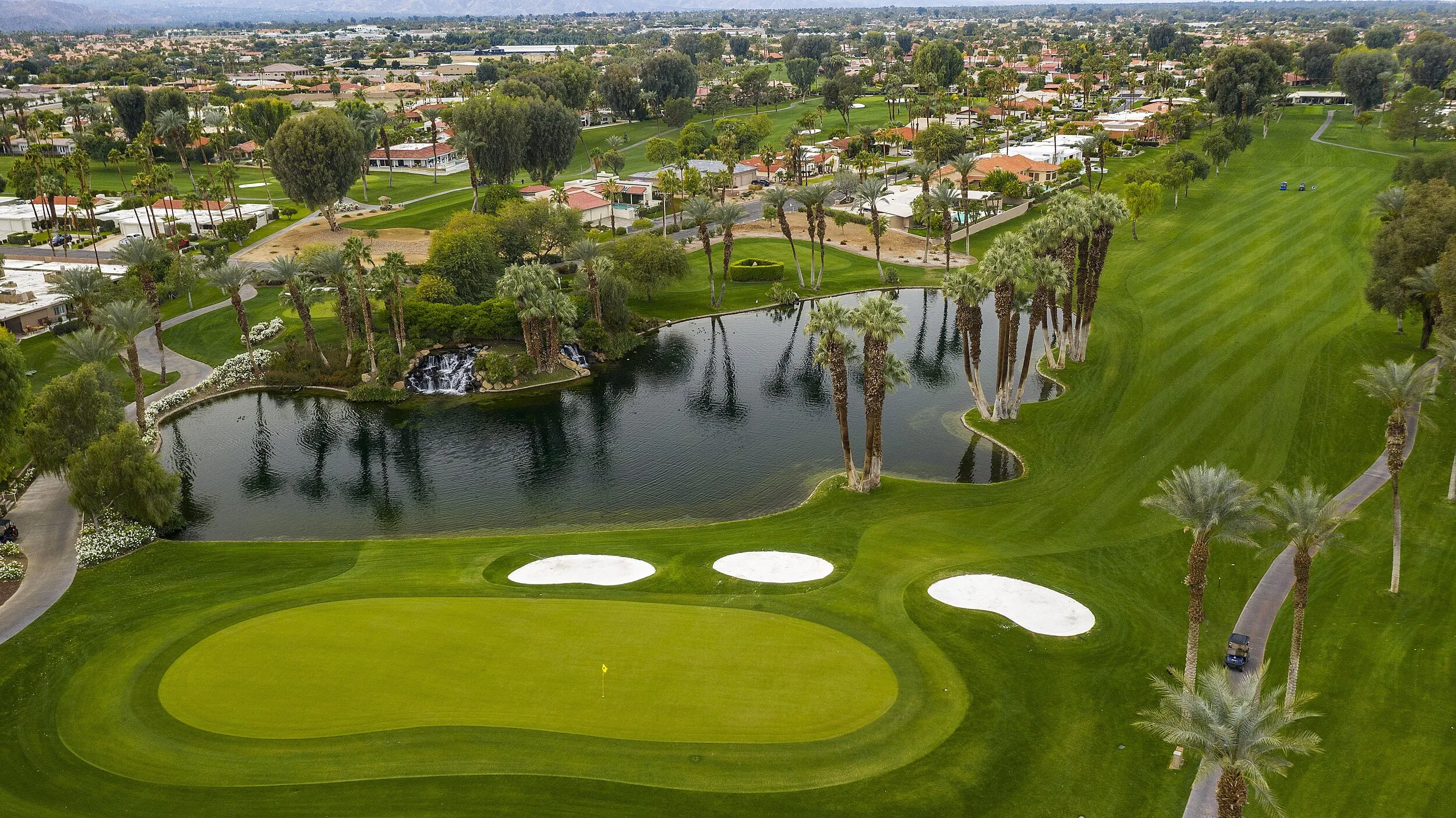Golf course photo