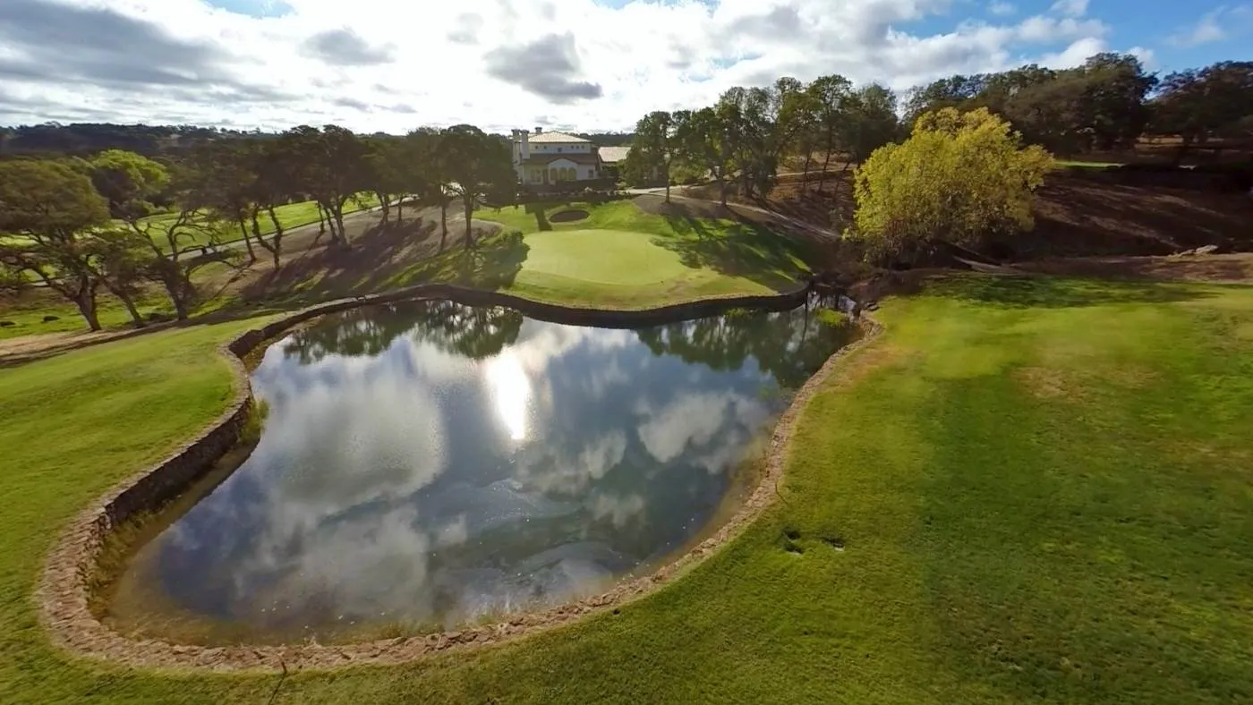 Golf course photo
