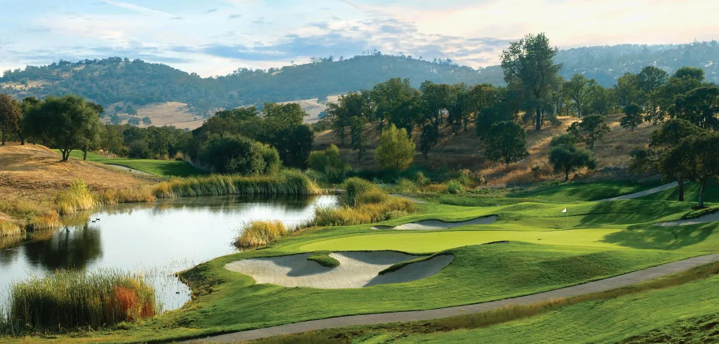 Golf course photo