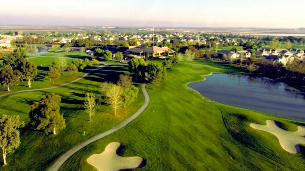 Golf course photo