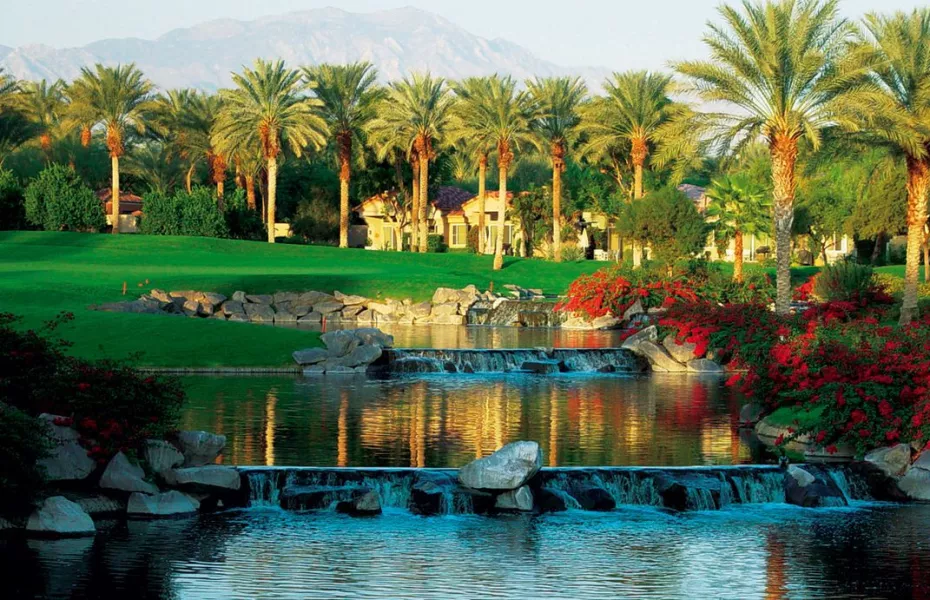 Golf course photo