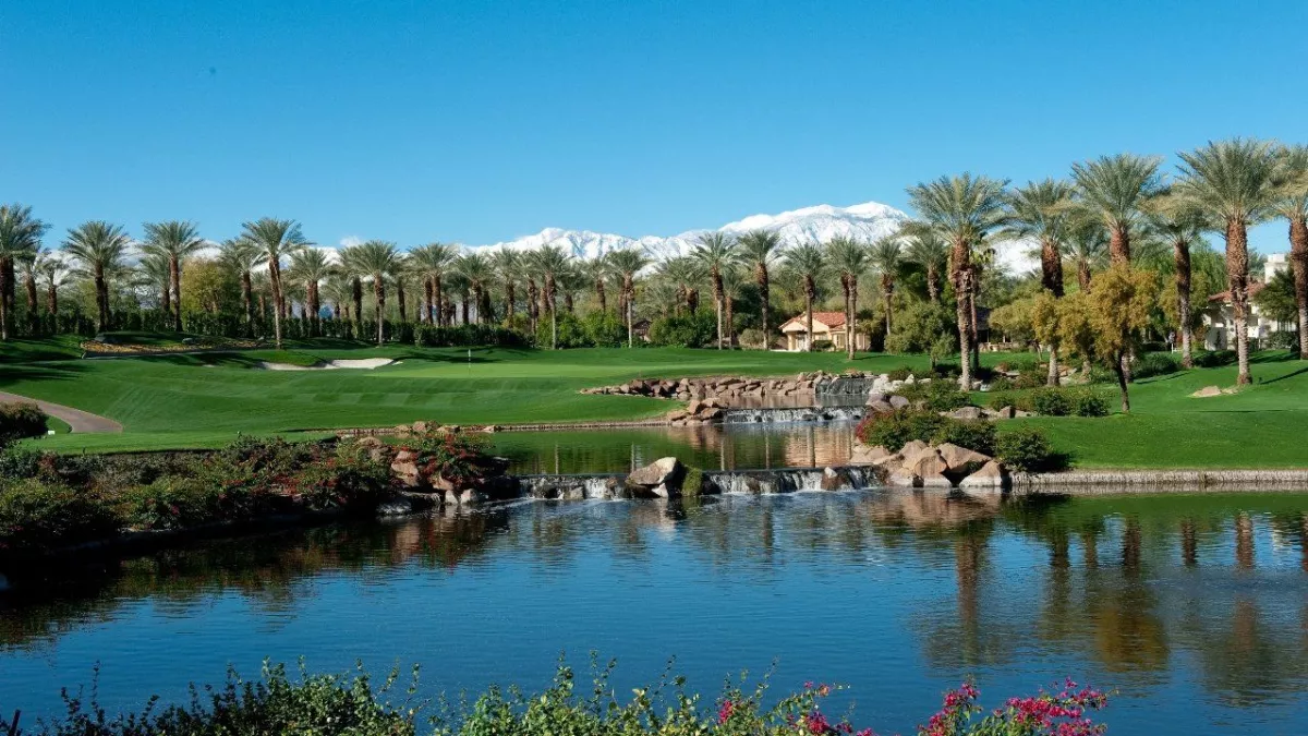 Golf course photo