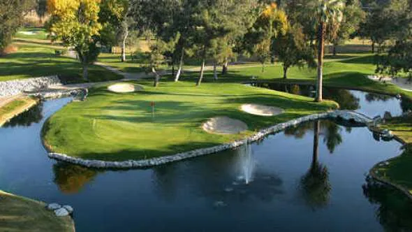 Golf course photo