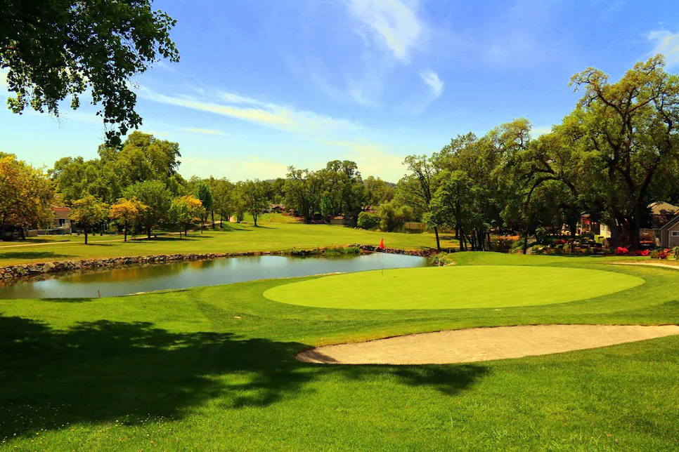 Golf course photo
