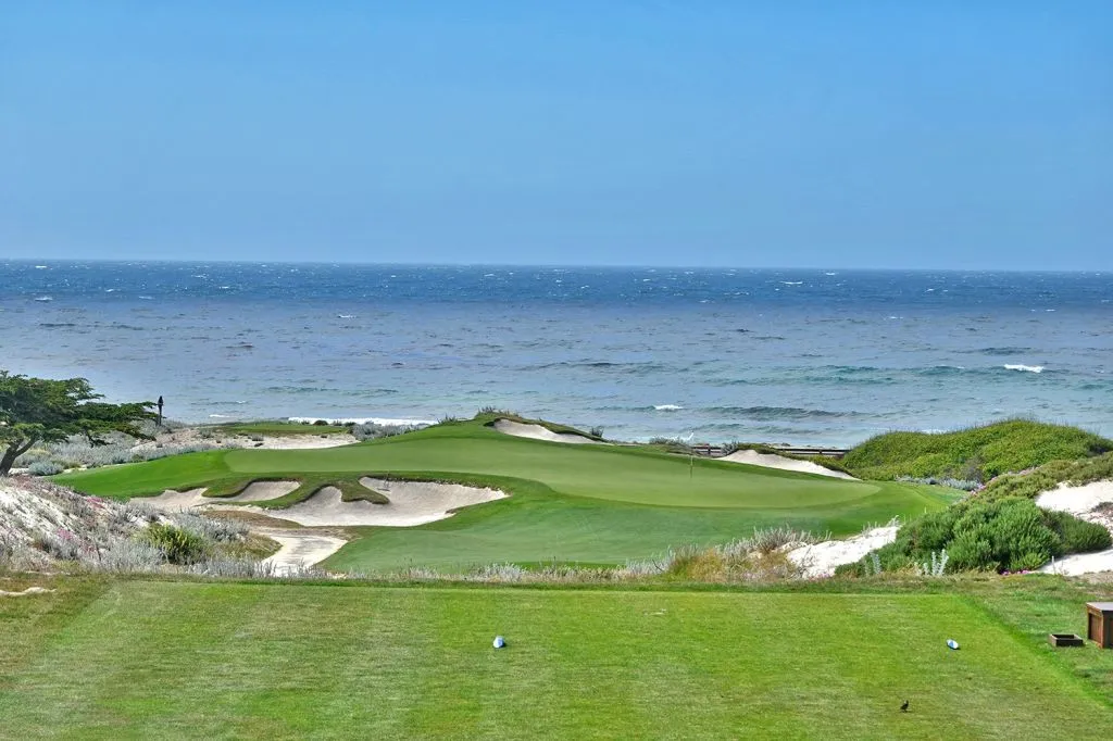 Golf course photo