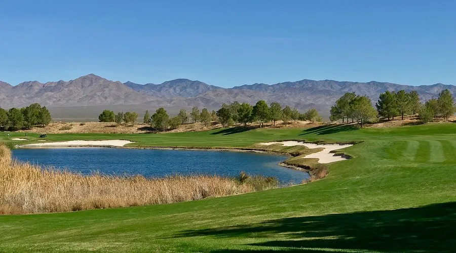 Golf course photo