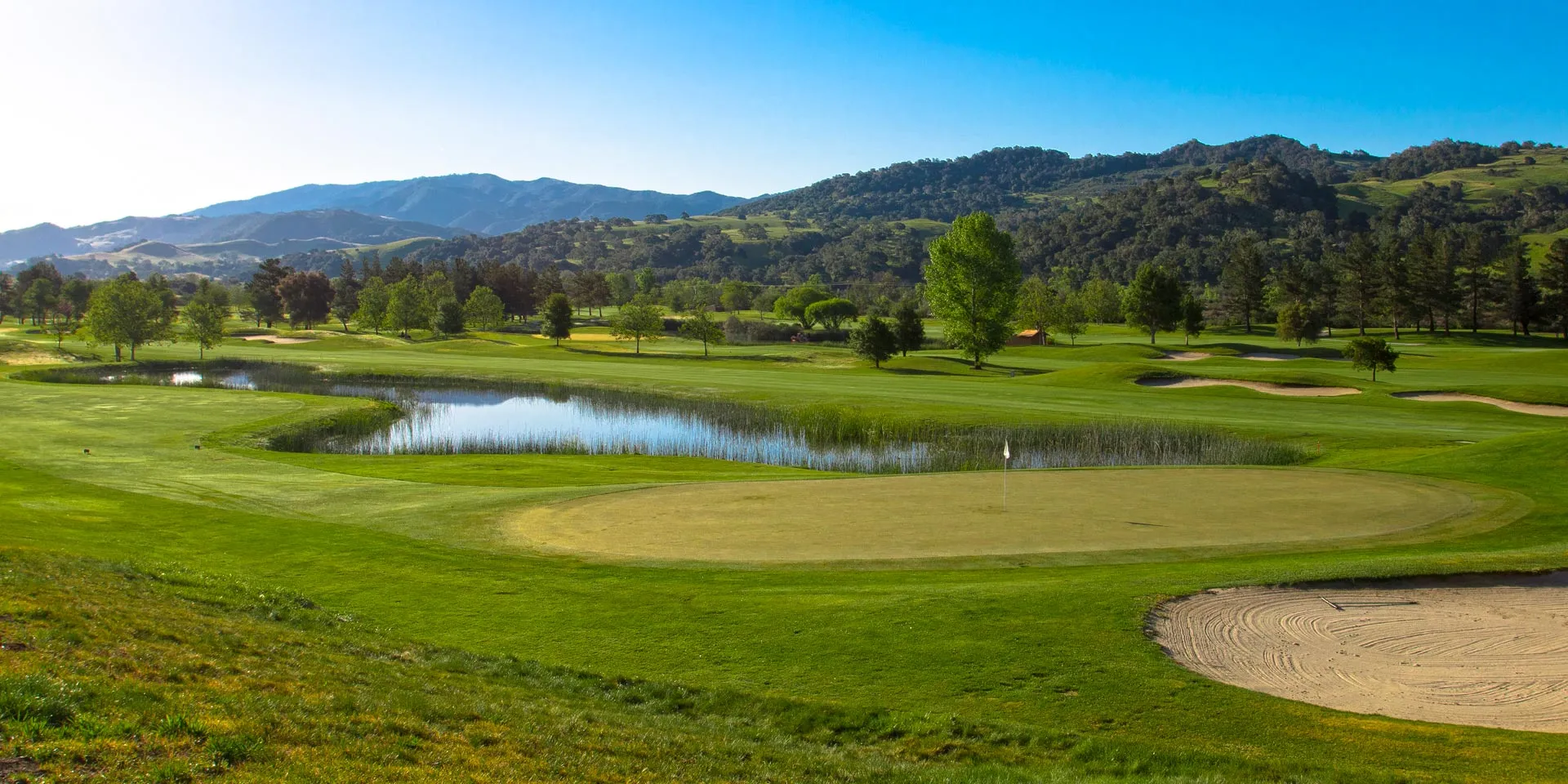 Golf course photo