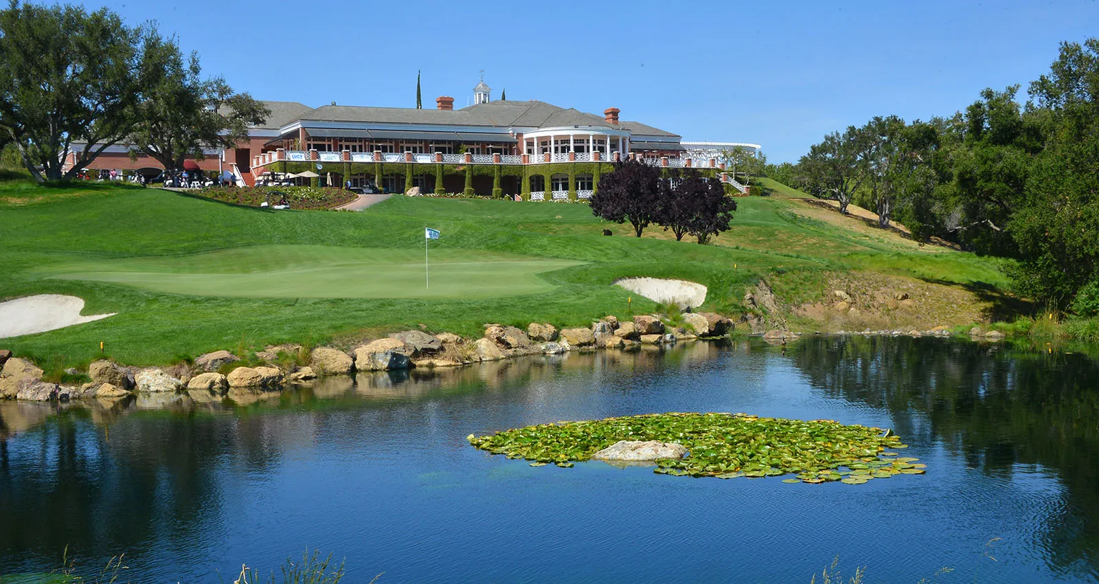 Golf course photo