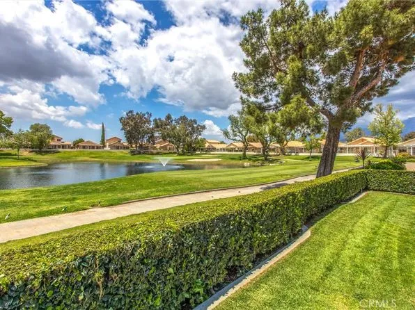 Golf course photo