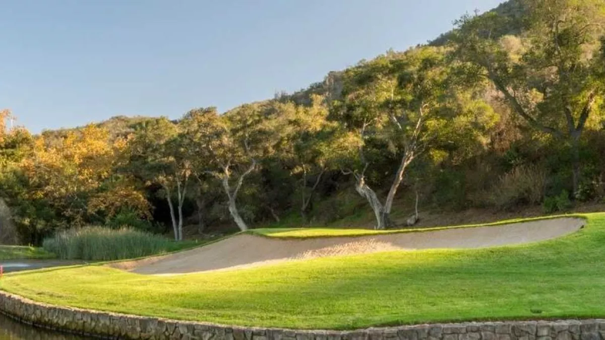 Golf course photo