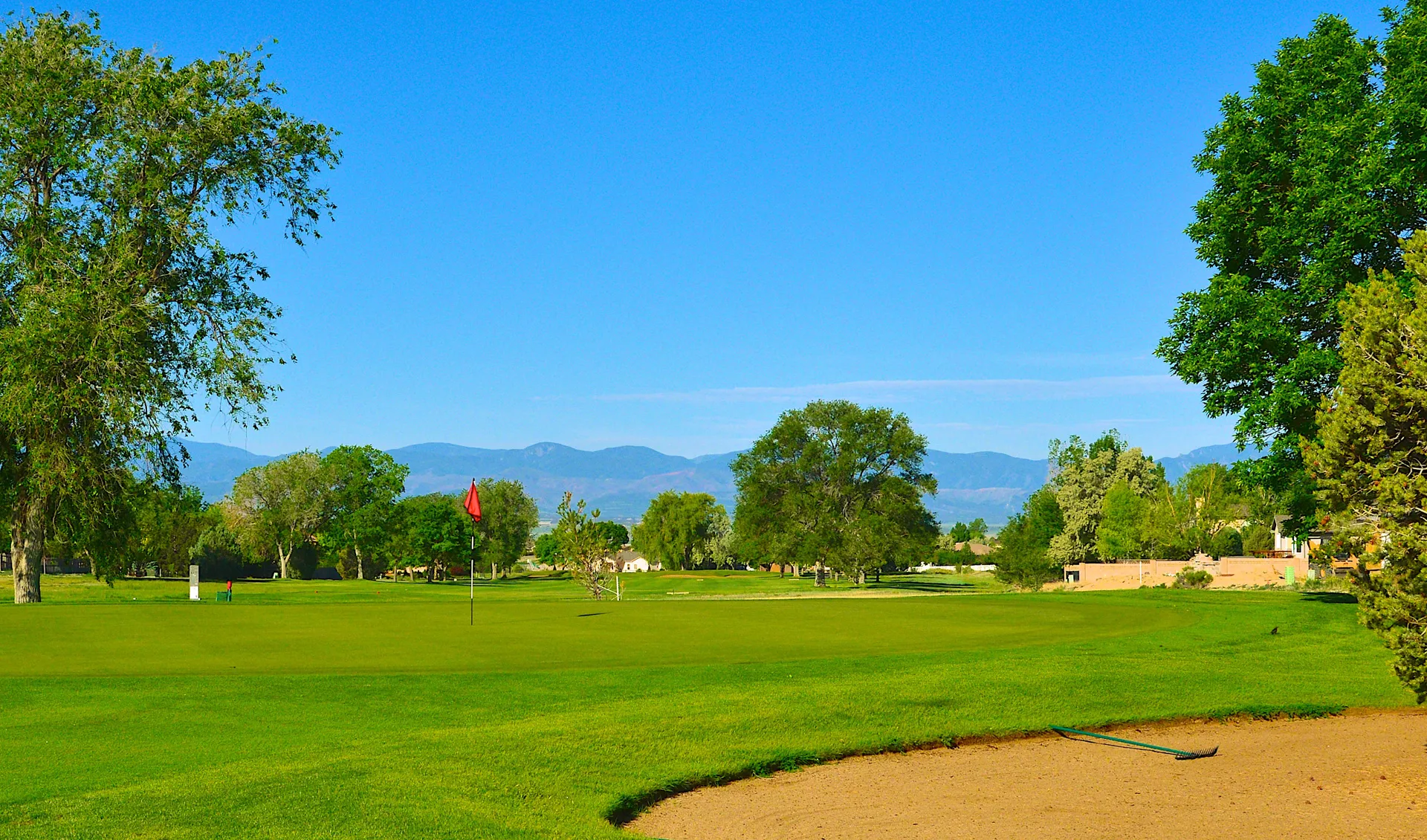 Golf course photo