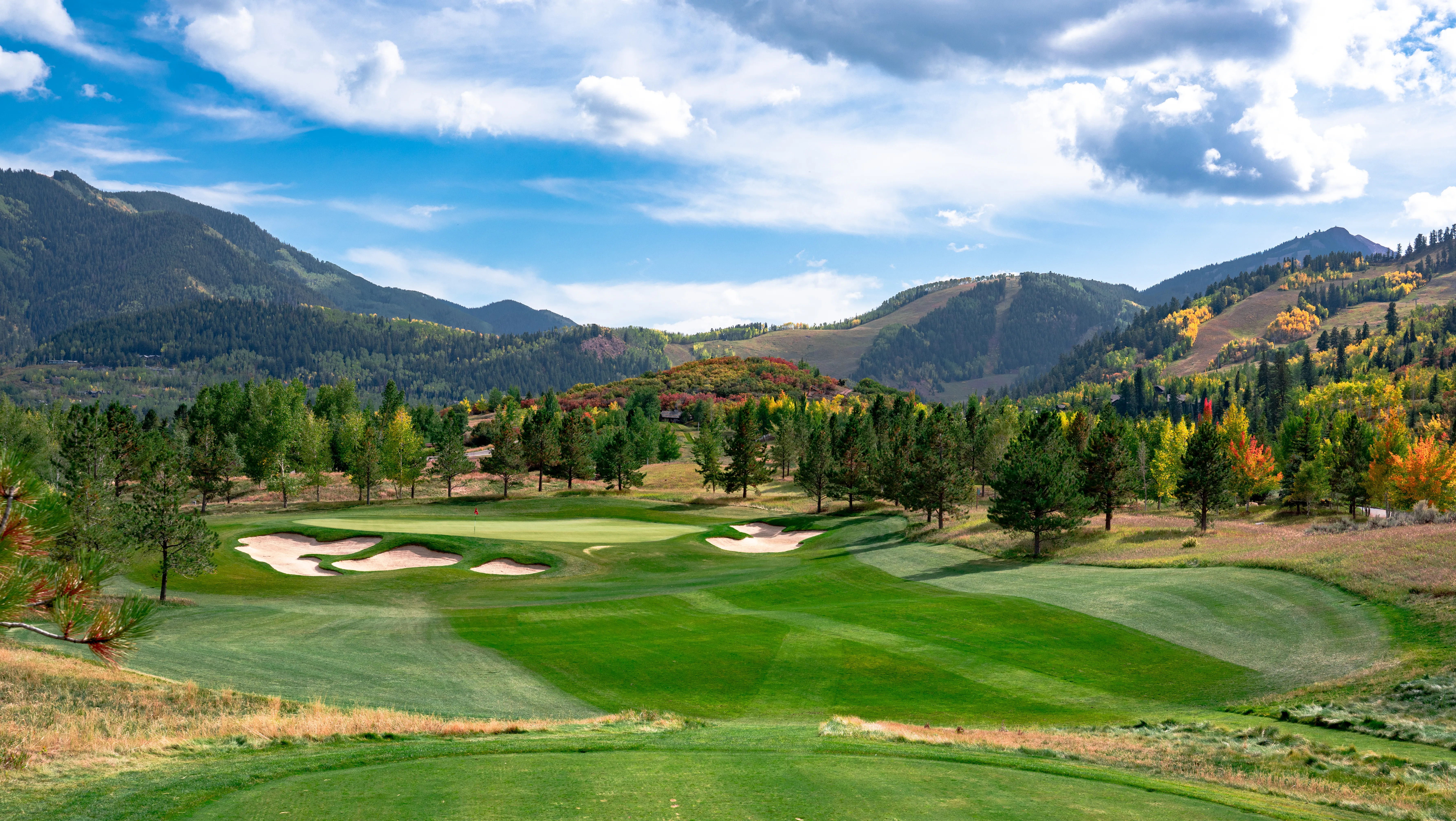 Golf course photo