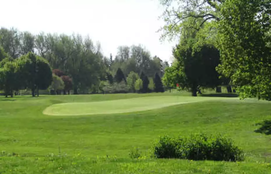 Golf course photo