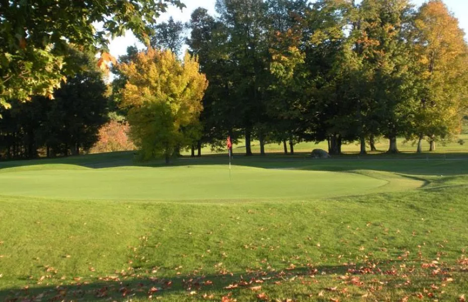 Golf course photo