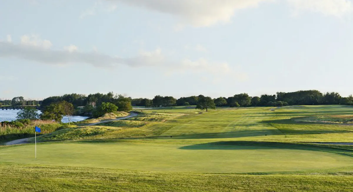 Golf course photo