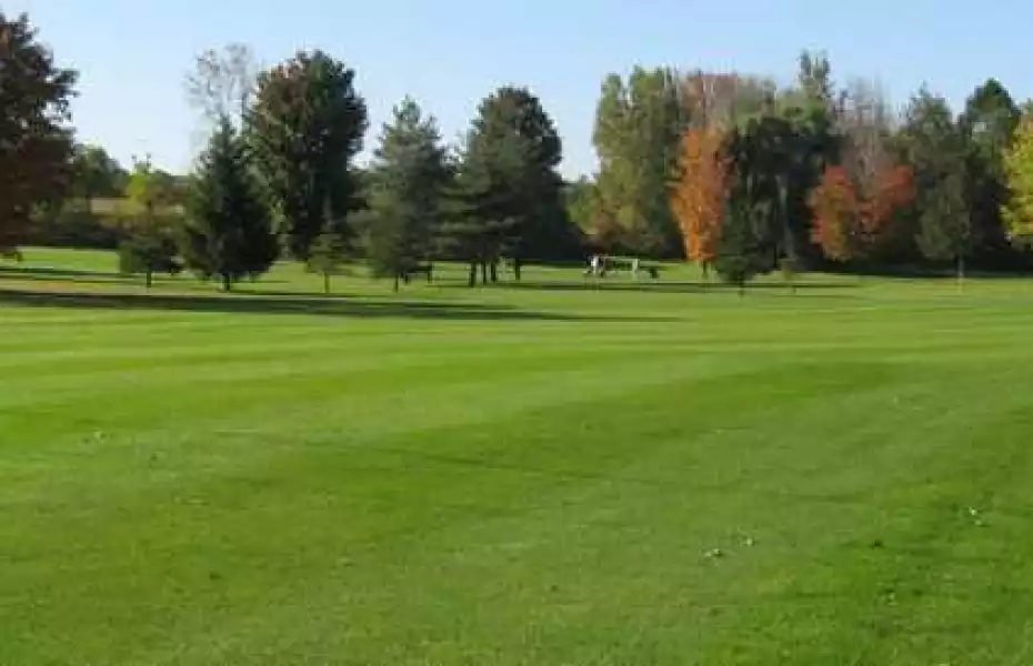 Golf course photo