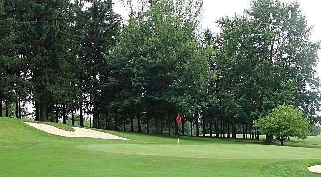 Golf course photo