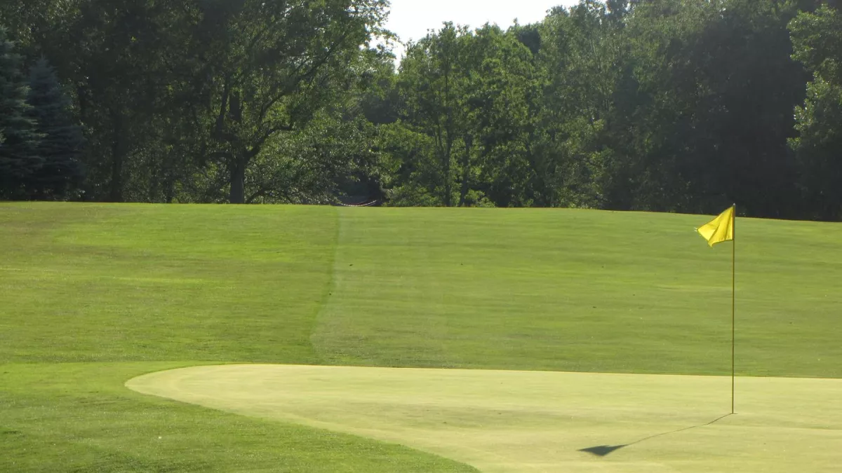 Golf course photo