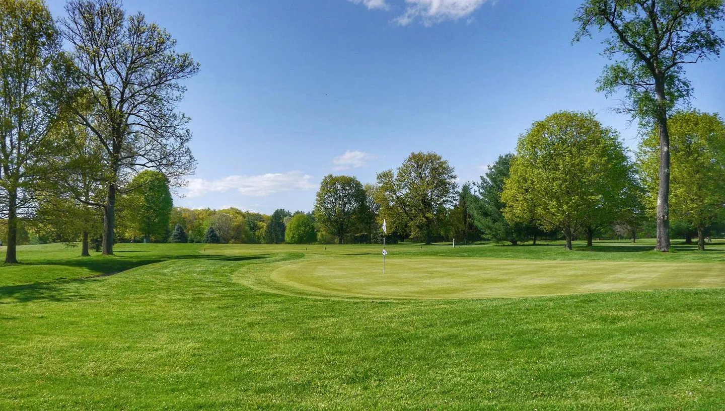 Golf course photo