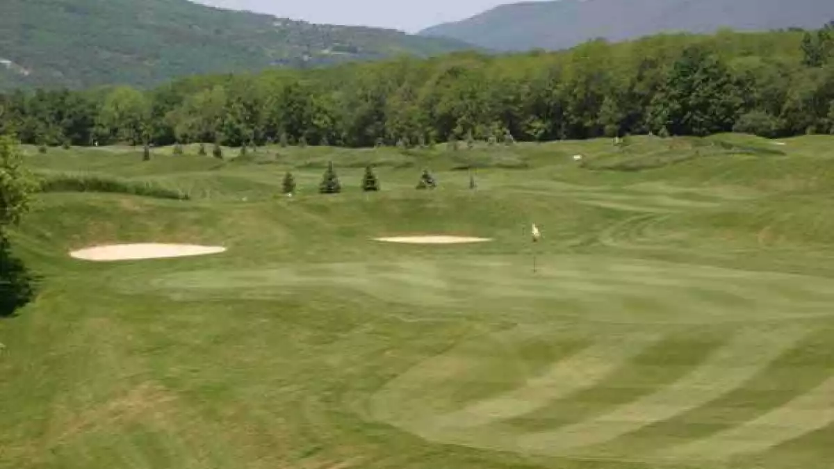 Golf course photo