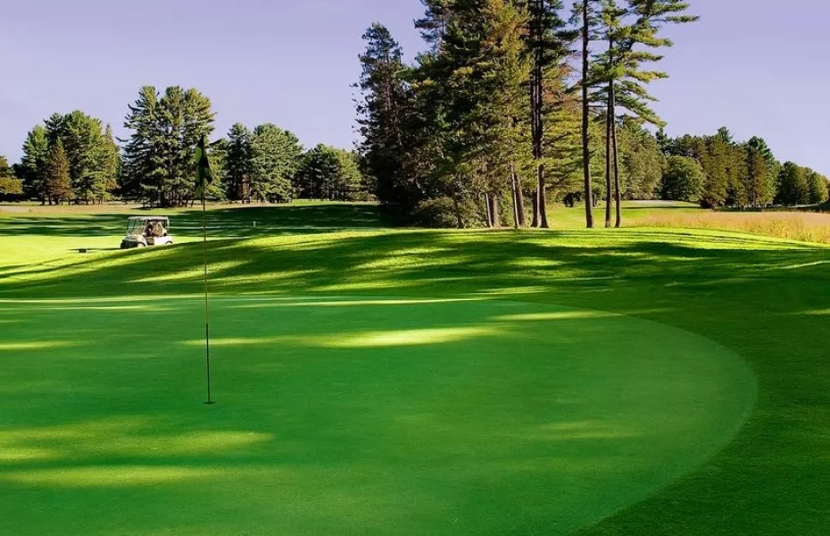 Golf course photo