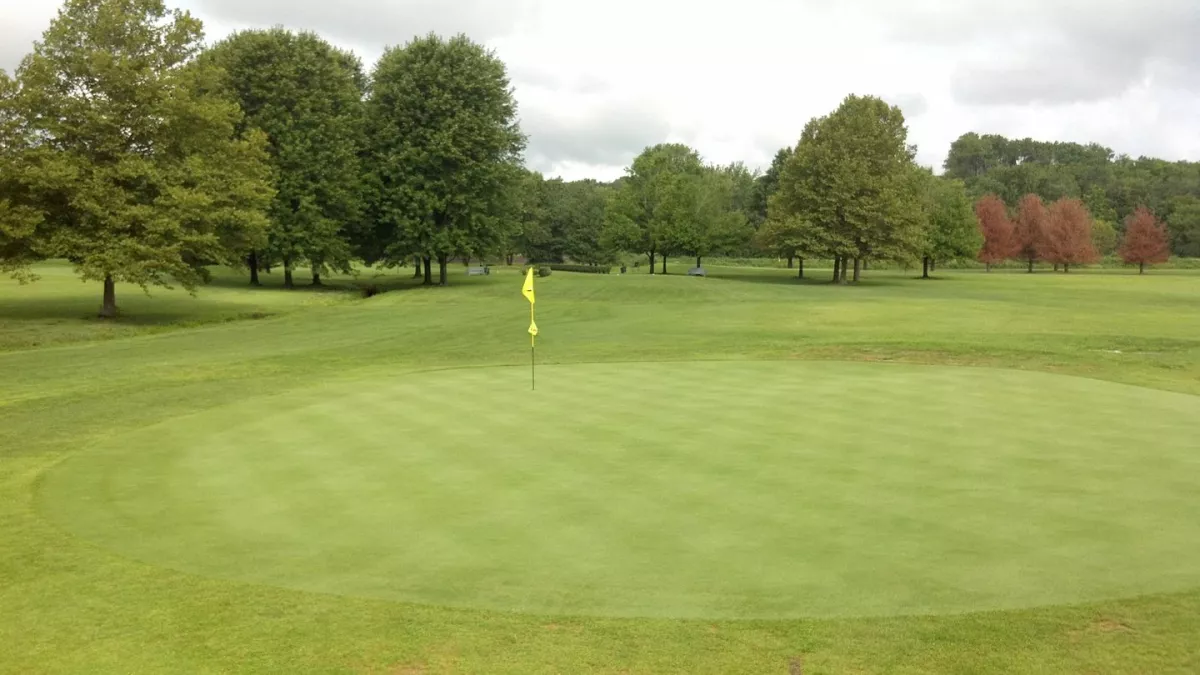Golf course photo