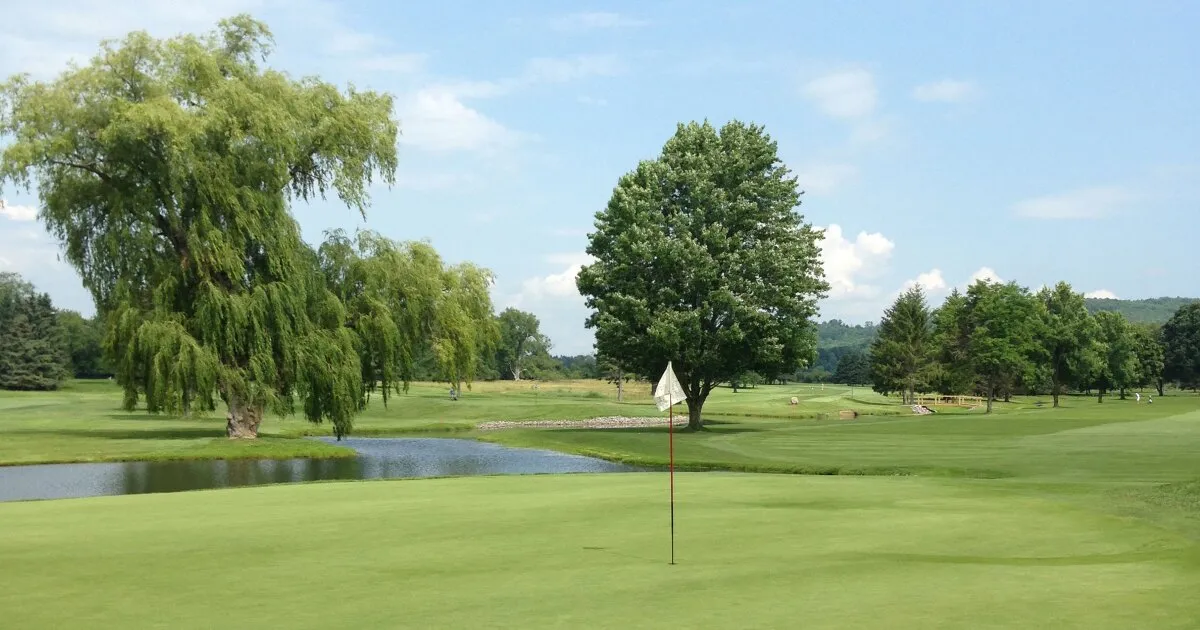 Golf course photo