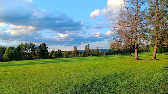 Golf course photo