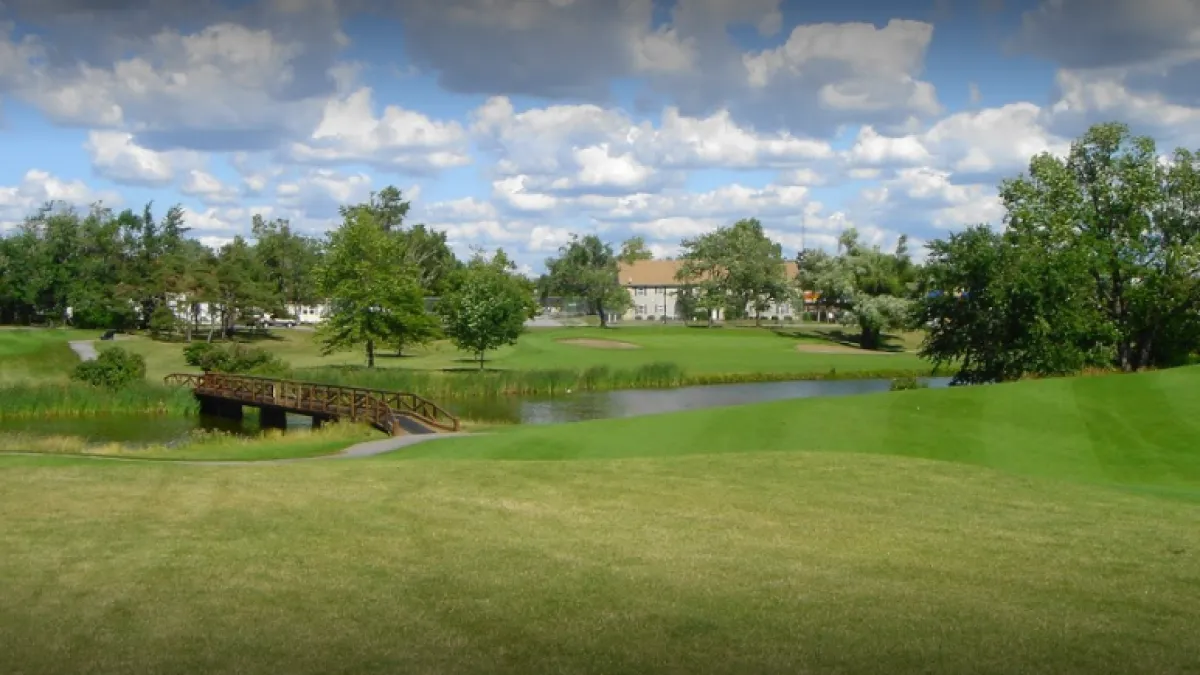 Golf course photo