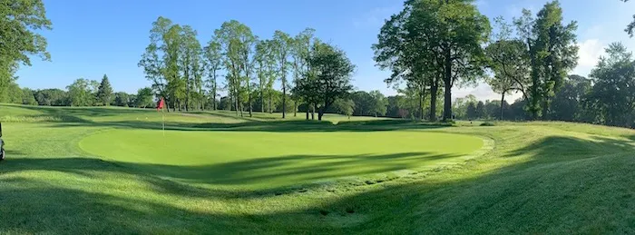 Golf course photo