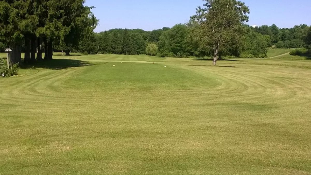 Golf course photo