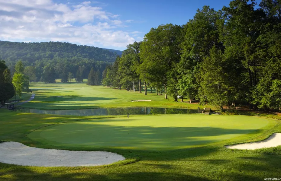 Golf course photo