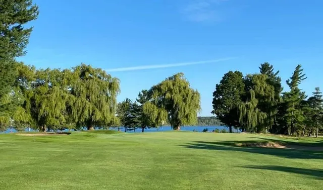 Golf course photo