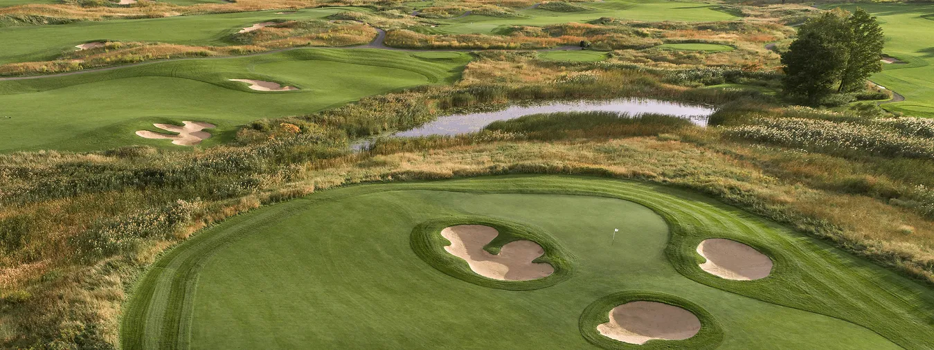 Golf course photo