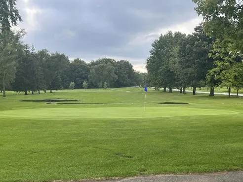Golf course photo