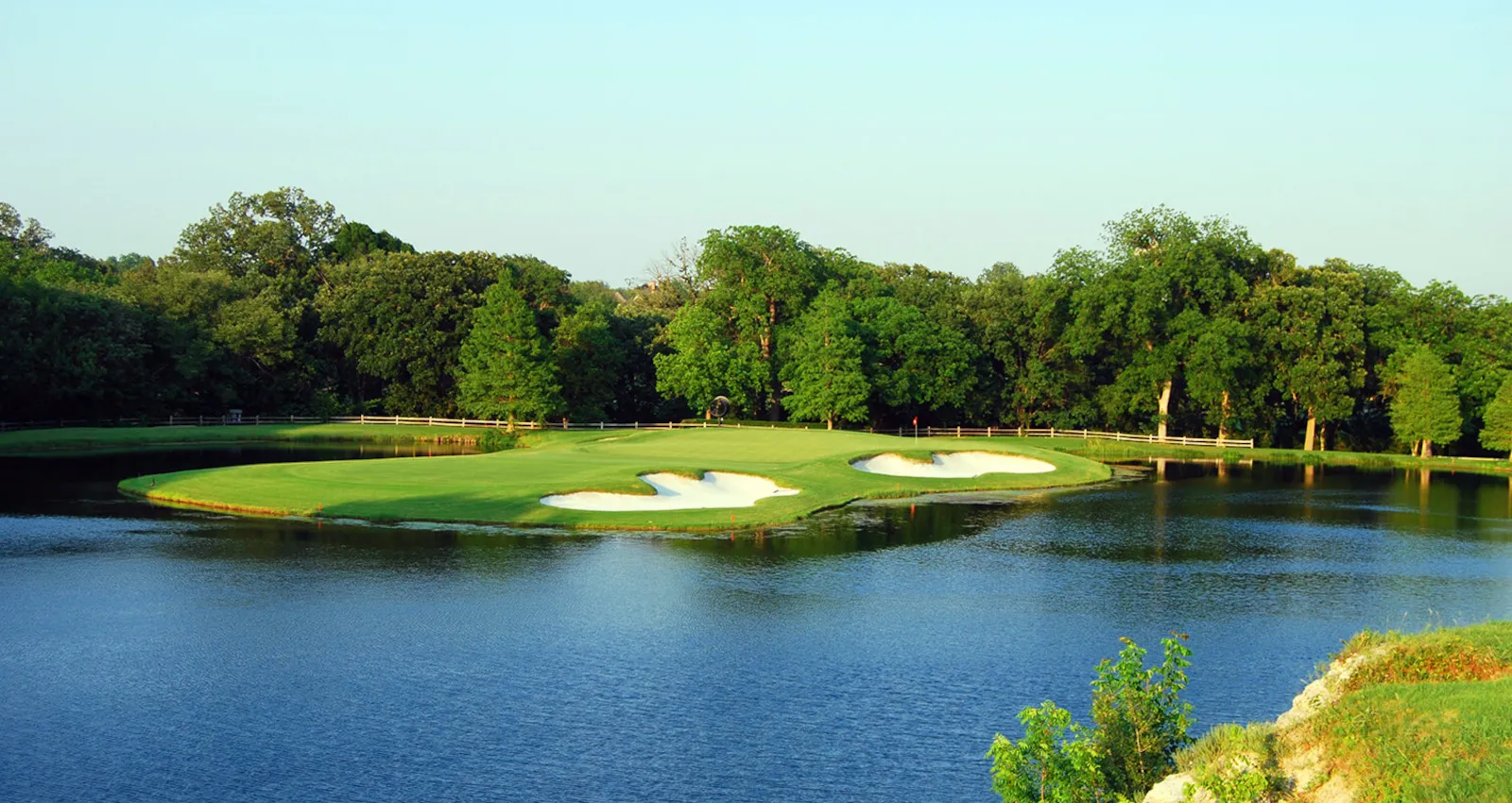 Golf course photo