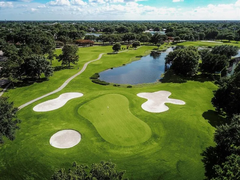 Golf course photo