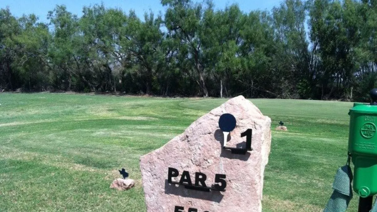 Golf course photo