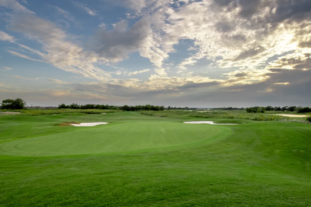 Golf course photo