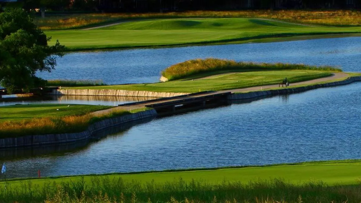 Golf course photo