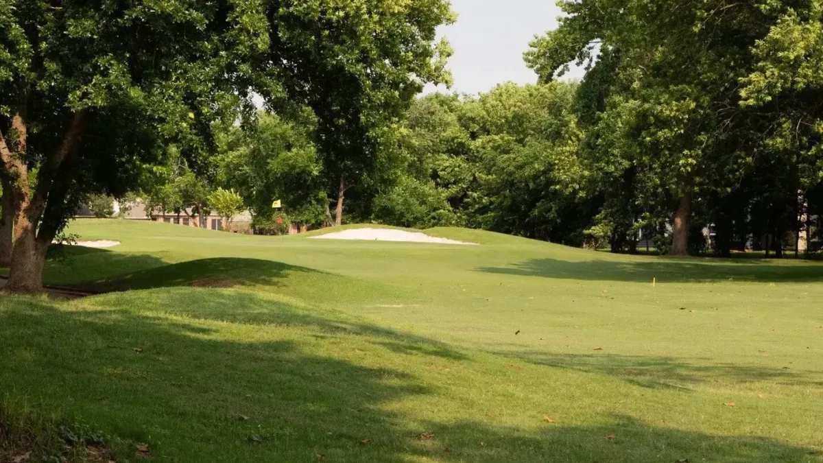Golf course photo