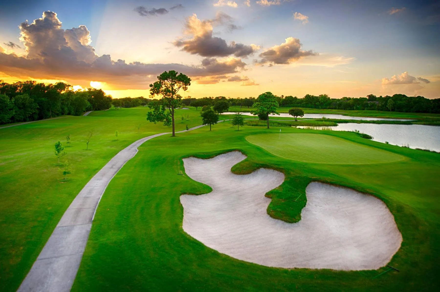 Golf course photo