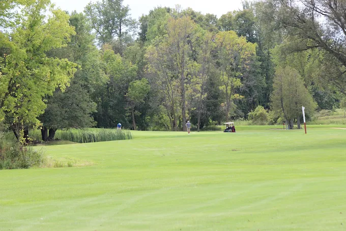 Golf course photo